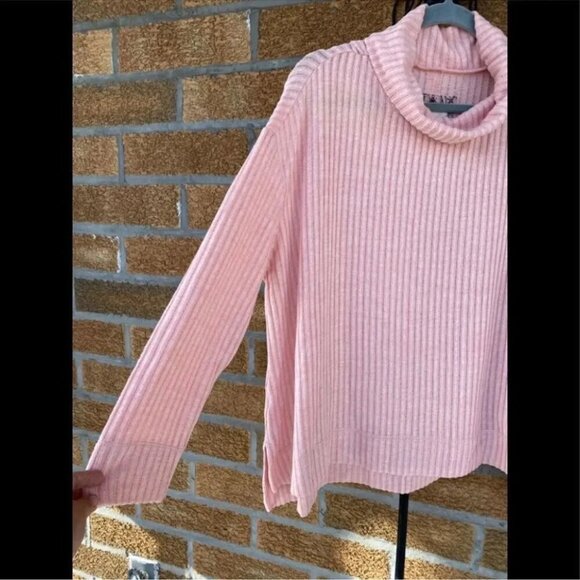 Anthropologie maeve sweater large in pink NWT - Picture 3 of 8